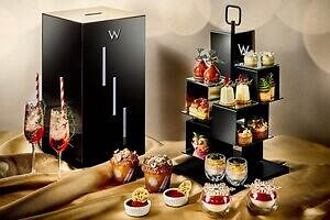 W大阪のクリスマスアフタヌーンティー、キャンドル型ホワイトチョコムースやパネトーネなど