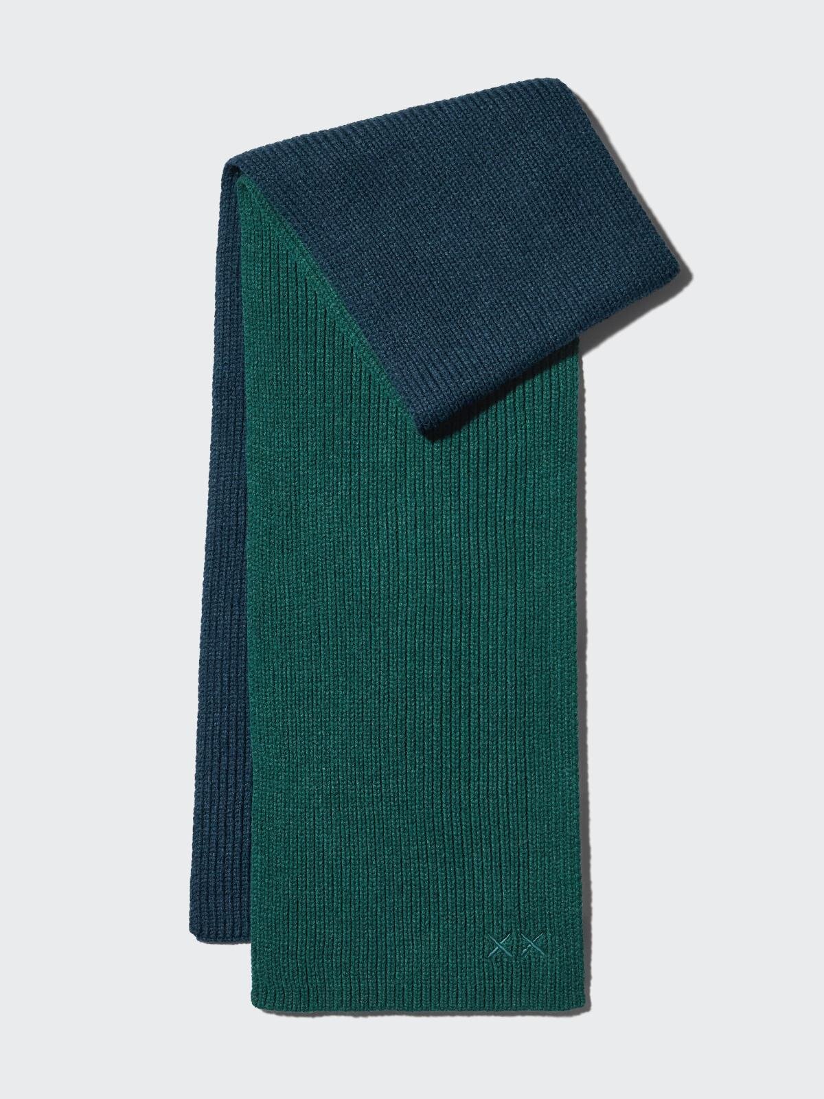 ユニクロ×KAWSニットウェア、カシミヤセーターや“XX刺繍”のヒートテックニットマフラー｜写真11