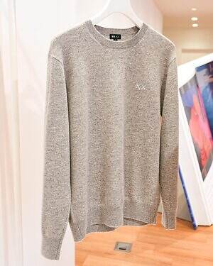 ユニクロ×KAWSニットウェア、カシミヤセーターや“XX刺繍”のヒートテックニットマフラー｜写真54