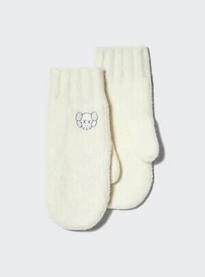 ユニクロ×KAWSニットウェア、カシミヤセーターや“XX刺繍”のヒートテックニットマフラー｜写真23