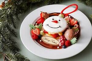 ザ ストリングス 表参道クリスマス限定「スノーマンリース パンケーキ」フレッシュ苺＆チョコアイスのせ｜写真2