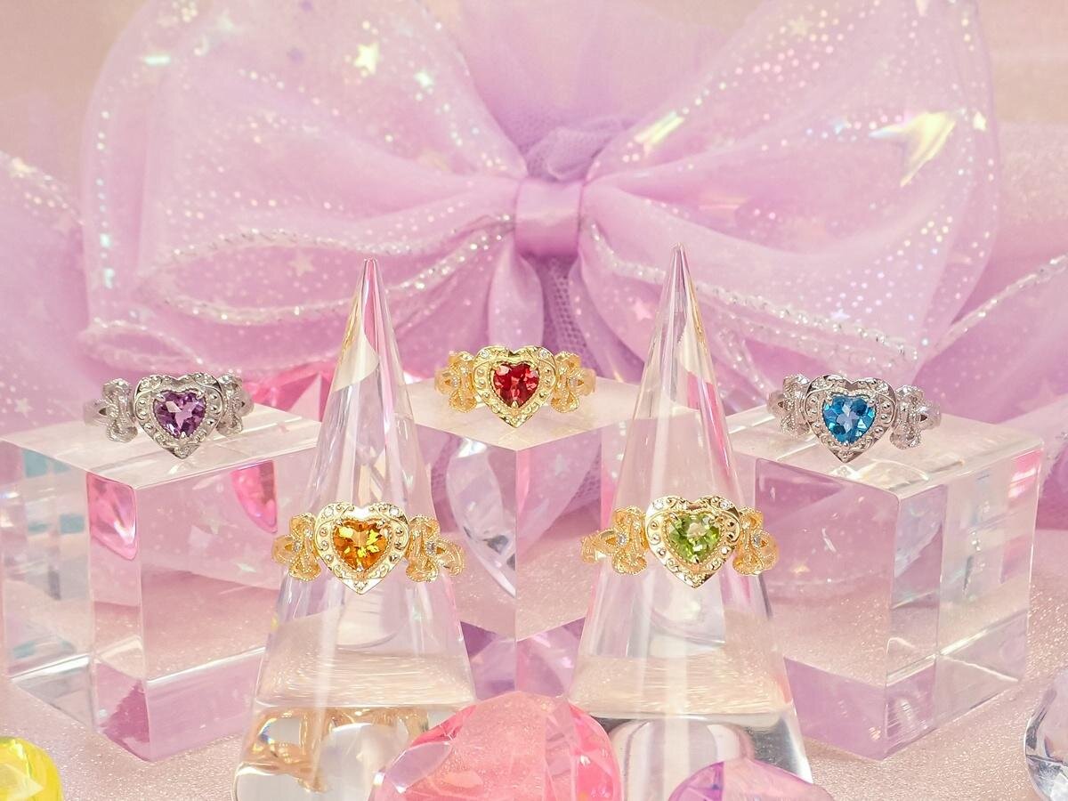 「チャーミーパクトリング」シルバーモデル 29,800円、プレシャスモデル 198,000円