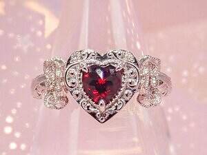 大人のセボンスター“本物の宝石”ジュエリー、ハート×鍵ペンダントがカプセルトイで - カラッツから｜写真14