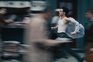 A24の映画『マーティ・シュプリーム』主演ティモシー・シャラメ、実在の天才卓球選手の人生を描く