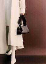 ポレーヌのアイコンバッグ「ヌメロ・ヌフ」から初のショルダータイプ、曲線フォルム×上質レザー｜写真10