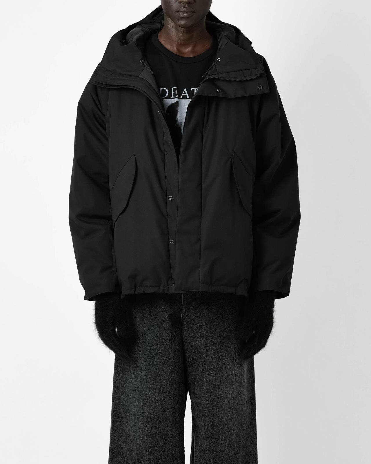 ラッド ミュージシャン×ザンターの超軽量ダウンジャケット、ミニマルなボックスシルエット｜写真3