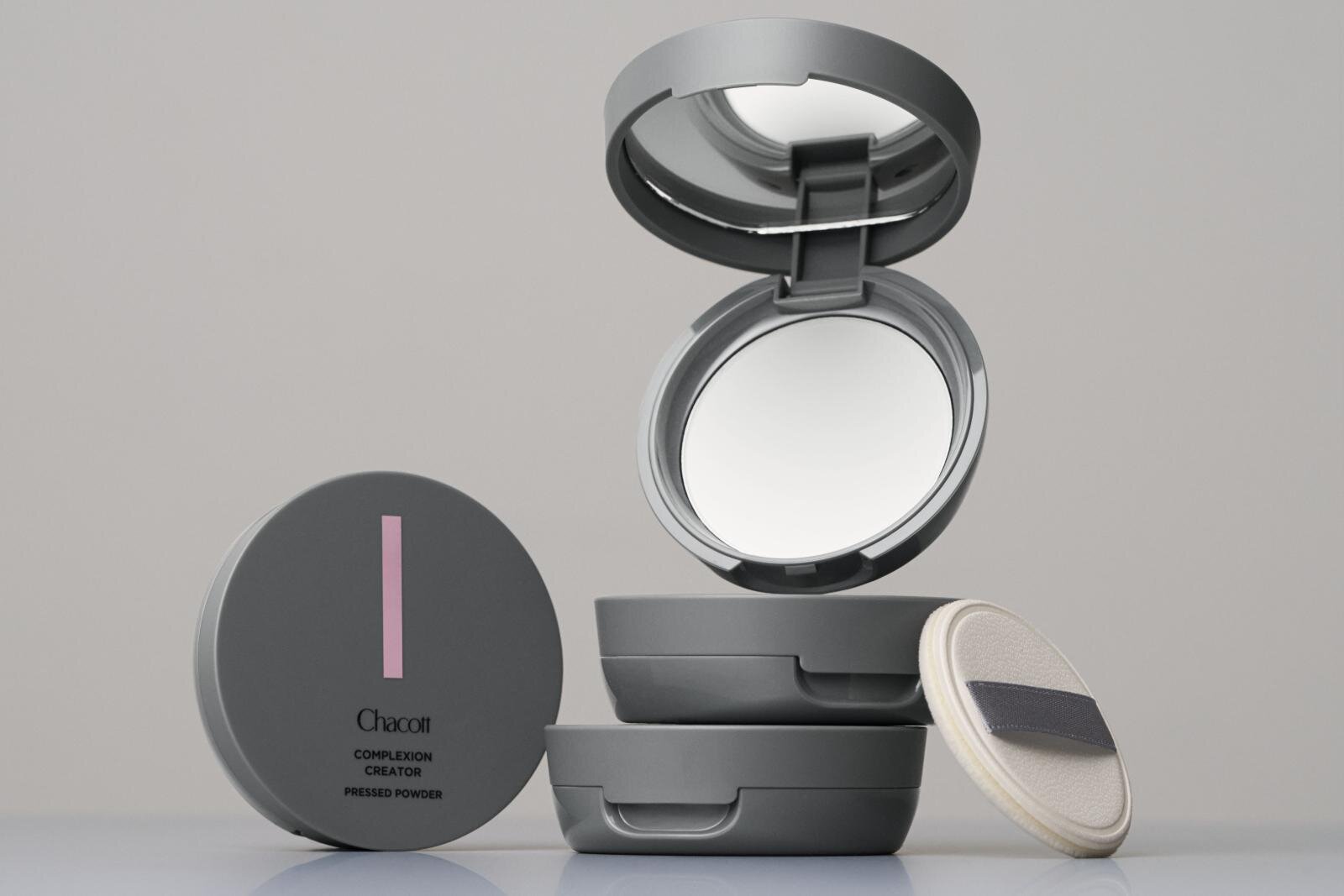 チャコット・コスメティクスの人気フェイスパウダーがミニサイズに！“ふんわり”美しい陶器肌へ