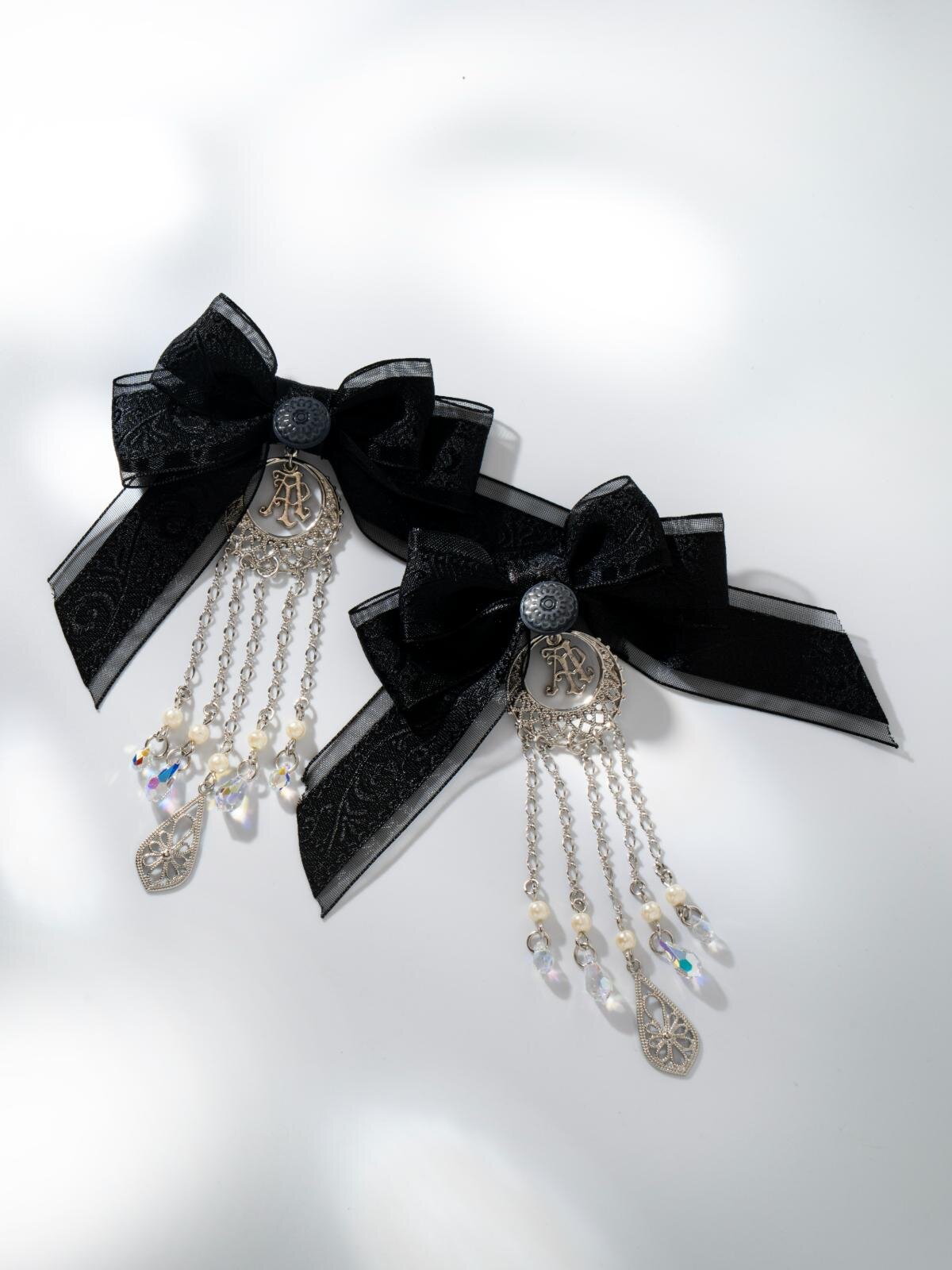 〈アリスアンドザパイレーツ〉A/Pオリエンタルチェーンリボンクリップ 8,800円