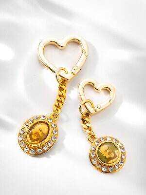 貴和製作所“フラワービーズ”煌めくピンクスニーカー＆クリスタルのリボンクリップ、ラフォーレ原宿で｜写真4