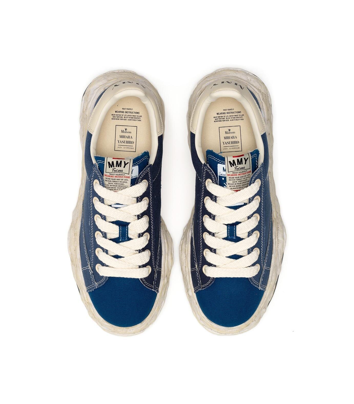 メゾン ミハラヤスヒロ“最大規模”の新旗艦店が神宮前ビルディングに、限定スニーカーも｜写真7