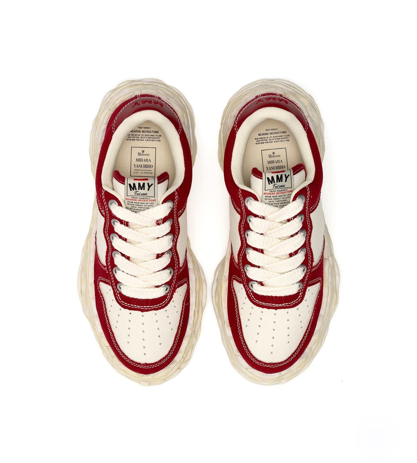 メゾン ミハラヤスヒロ“最大規模”の新旗艦店が神宮前ビルディングに、限定スニーカーも｜写真12