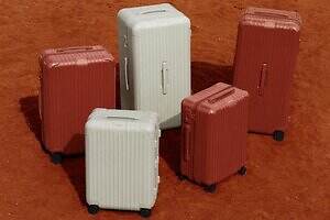 リモワのスーツケース「エッセンシャル」“グレージュ”＆窯で焼いた陶器着想“アースレッド”の新色