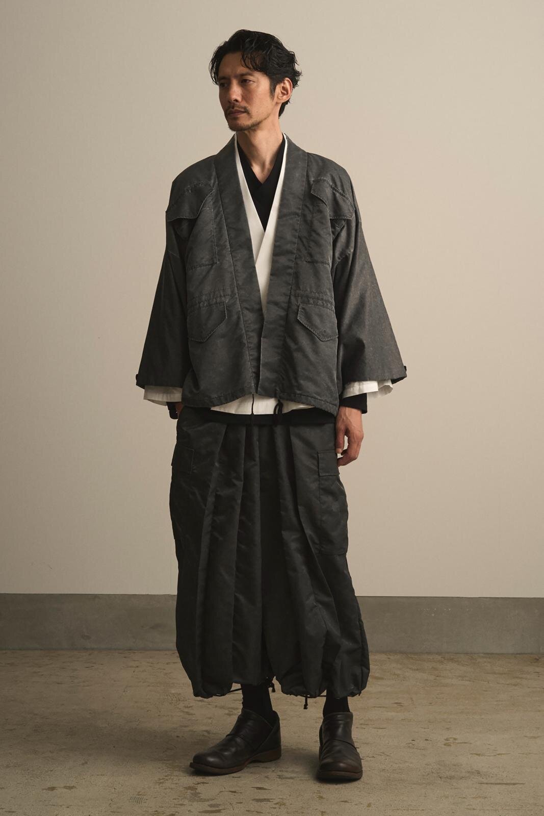 ワローブ 2025-26年秋冬｜ ノーカラージャケット