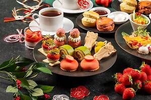 グランド ハイアット 東京の”新春”苺＆抹茶アフタヌーンティー、主役は26年干支「うま」のもなか｜写真4