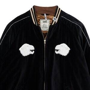 メゾン ミハラヤスヒロ×GDC、“赤い8芒星”刺繍のスニーカー＆熊と鷹のサテンブルゾン｜写真14