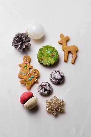 JWマリオット・ホテル奈良25年クリスマスケーキ、羽モチーフの苺ショート＆”鹿の角チョコ”乗せケーキ｜写真8