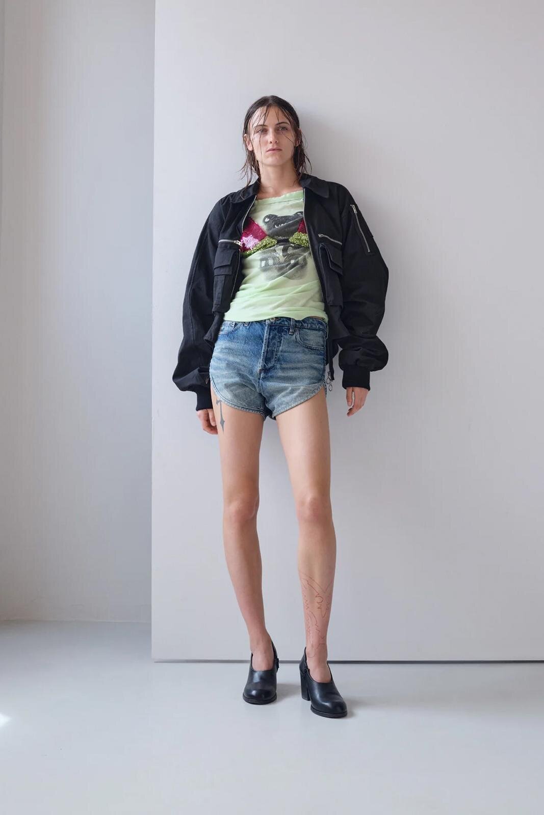 エドワード・カミング 2026年春夏｜female Tシャツ