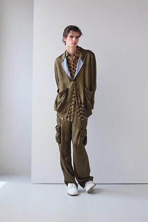 エドワード・カミング(EDWARD CUMING) 2026年春夏ウィメンズ&メンズコレクション  - 写真4