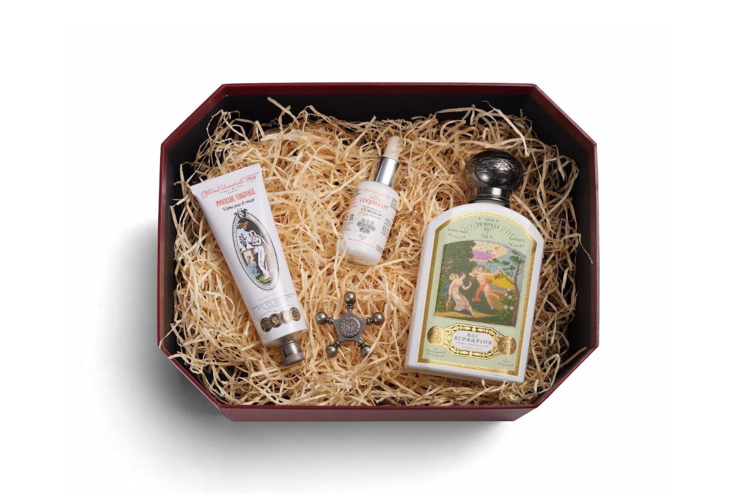 オフィシーヌ・ユニヴェルセル・ビュリー“八角形”のギフトボックス、フレグランスやスキンケアキット