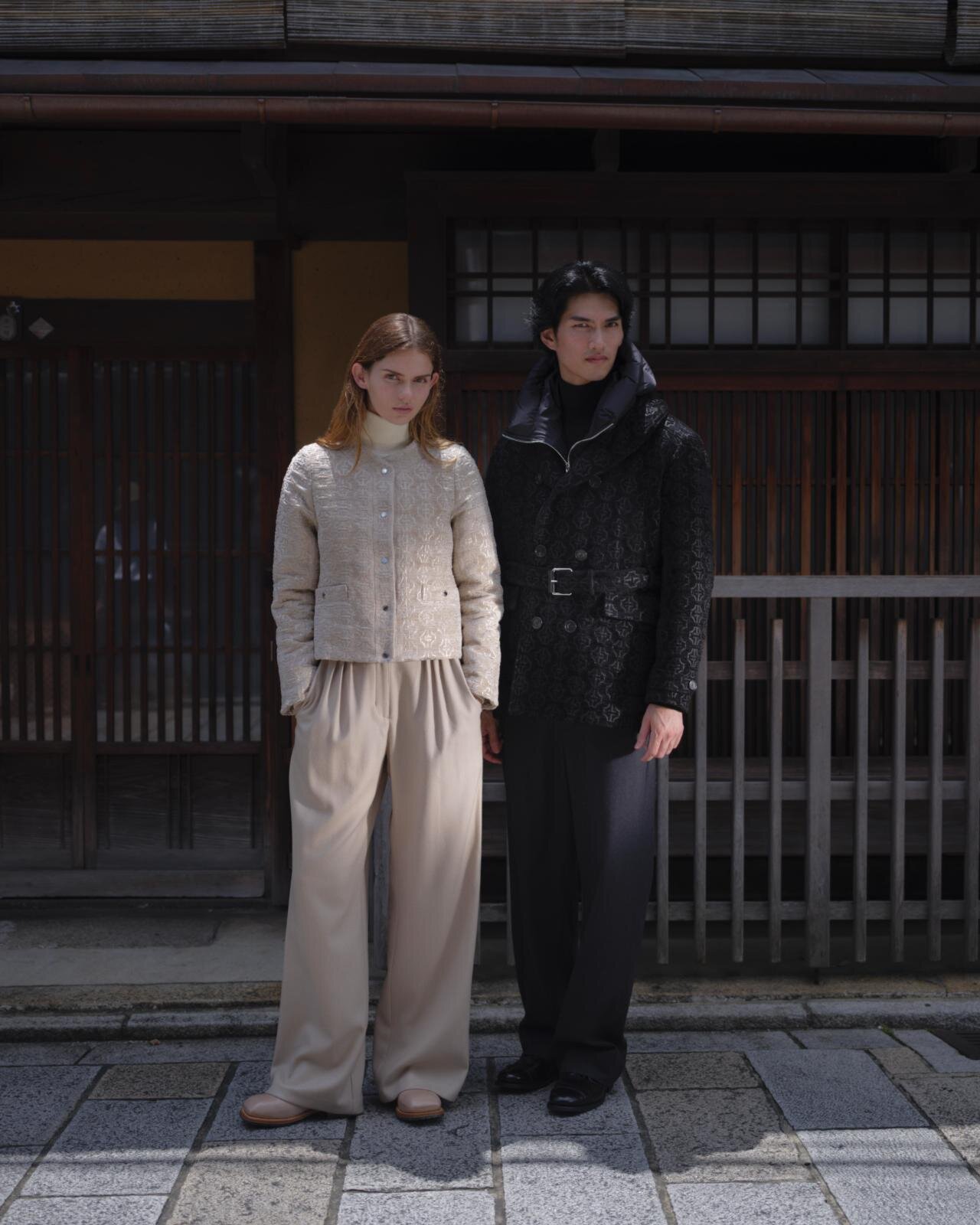 左から)チアラ 605,000円、ダリオ 880,000円