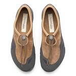 東京デザインスタジオ ニューバランス“トグル付き”スリッポンシューズ、ブラウン＆ネイビーのヌバックで｜写真8