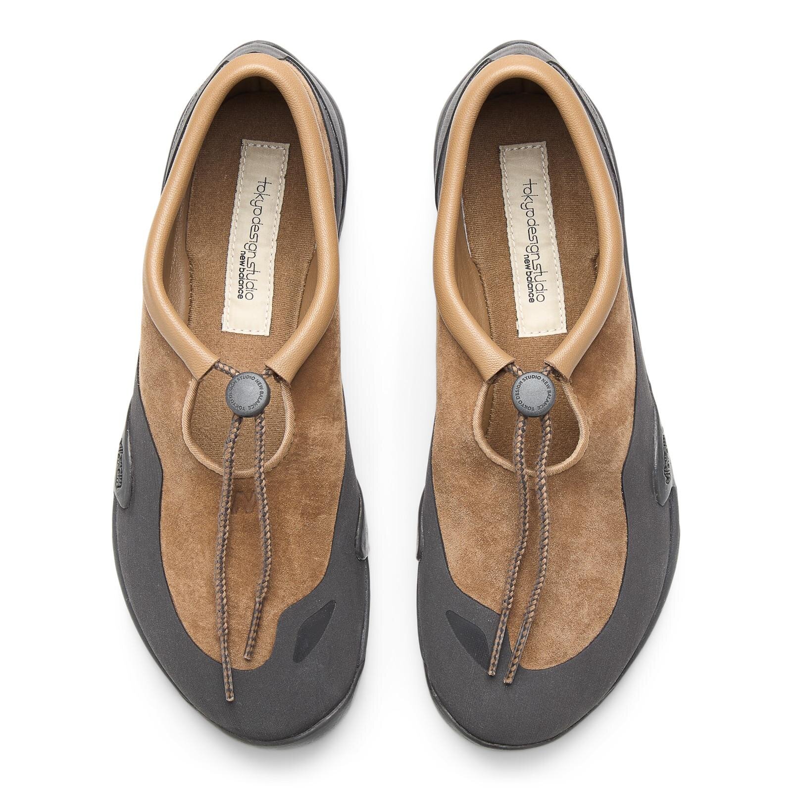 東京デザインスタジオ ニューバランス“トグル付き”スリッポンシューズ、ブラウン＆ネイビーのヌバックで｜写真8