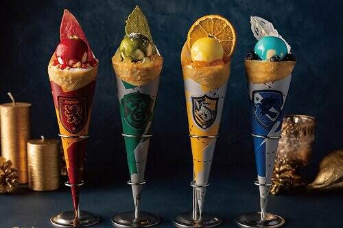 「ハリー・ポッター」4寮モチーフのクレープがニュウマン横浜で、“抹茶香る”スリザリンなど