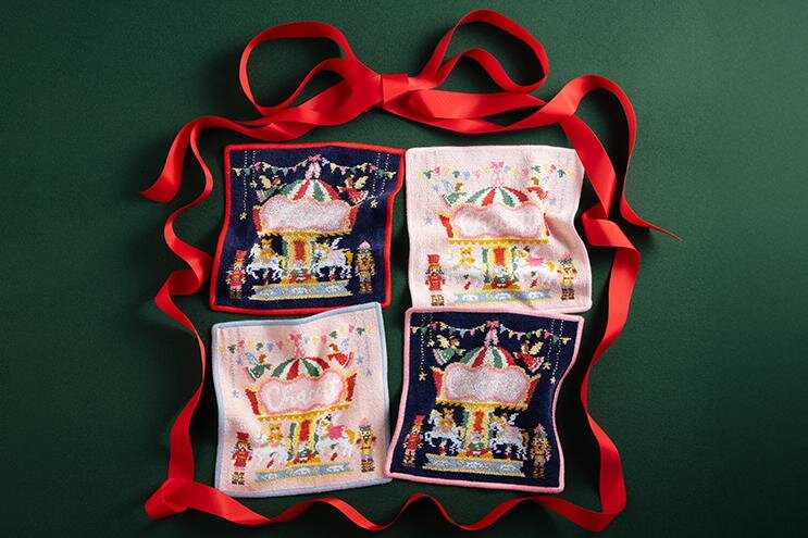 チャコット×フェイラー『くるみ割り人形』シュニール織ハンカチ、クリスマスのメリーゴーランド柄