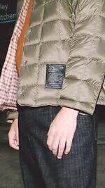 タイオン×ユニバーサルワークスのダウンウェア、ウールツイード風リバーシブルコートやジャケット｜写真9