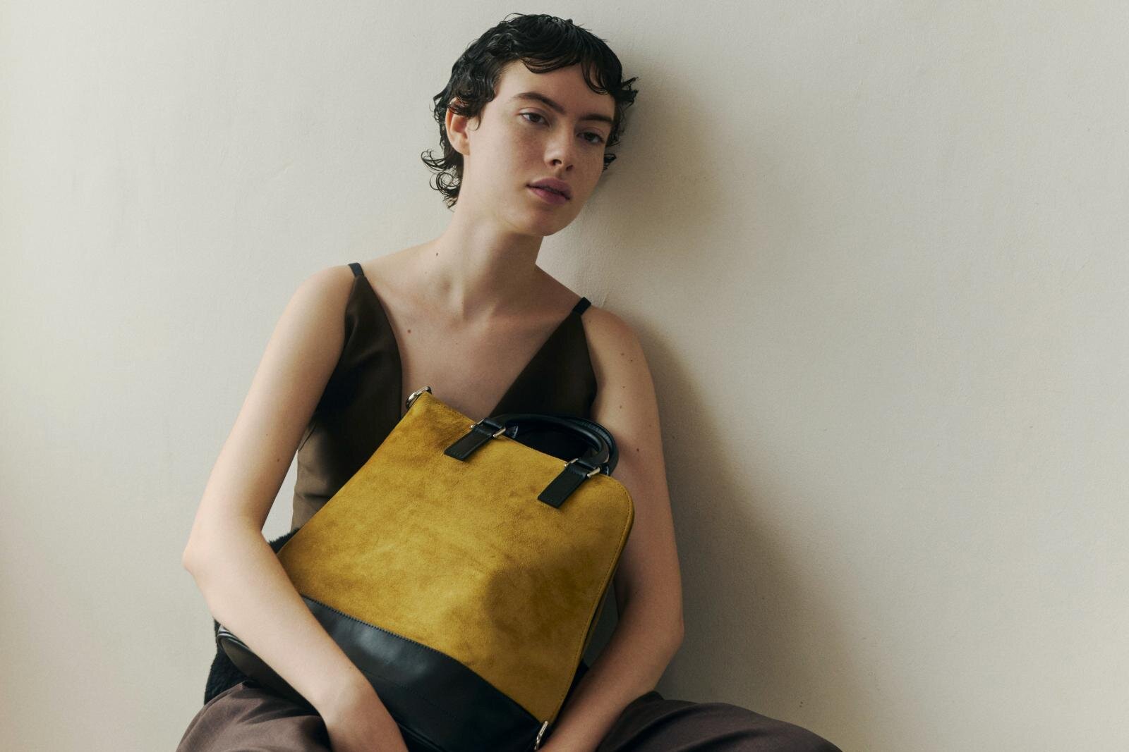 レザーブランド「イッチ」初の旗艦店が大阪・心斎橋エリアにオープン