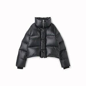 S'YTEの刺繍トレンチコートやアミ パリスの“ハートロゴ”マフラー、渋谷パルコ6周年で｜写真2