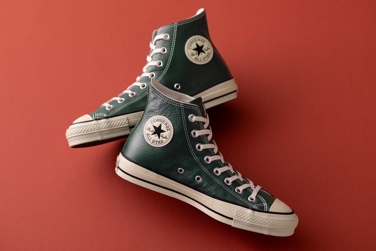 コンバースの日本製「オールスターJ」スニーカー、“ディープグリーン”のシボ感レザーアッパー