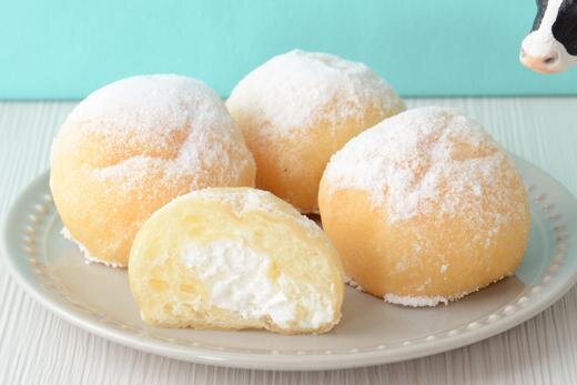 ローソン｜ローソン×生クリーム専門店「ミルク」“ミルクホイップ入り”もっちりひと口ドーナツ＆ふんわりロール