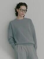 Zoff×マルゥ ユナイテッドアローズ、細めメタルフレームのメガネ＆淡いカラーサングラス｜写真4