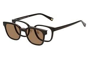 Zoff×マルゥ ユナイテッドアローズ、細めメタルフレームのメガネ＆淡いカラーサングラス｜写真19