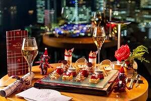 コンラッド東京「ハーリップトゥ」コラボアフタヌーンティー、オーナメント型紅茶ムースやチェック柄マカロン｜写真4