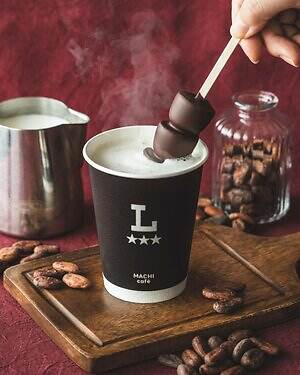 バニラビーンズの濃厚チョコレートドリンク「メルティホットチョコレート」ナチュラルローソン限定で｜写真1