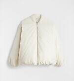 ジル サンダー ＋ モンクレールのダウンジャケット、クリーンなラインのブルゾンやふんわり軽量アウター｜写真2