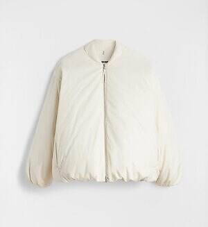 ジル サンダー ＋ モンクレールのダウンジャケット、クリーンなラインのブルゾンやふんわり軽量アウター｜写真2