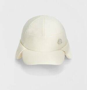 ジル サンダー ＋ モンクレールのダウンジャケット、クリーンなラインのブルゾンやふんわり軽量アウター｜写真7