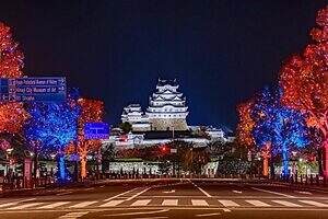 姫路城周辺で冬イルミネーション、ライトアップや光の白鷺オブジェ - クリスマスマーケットも