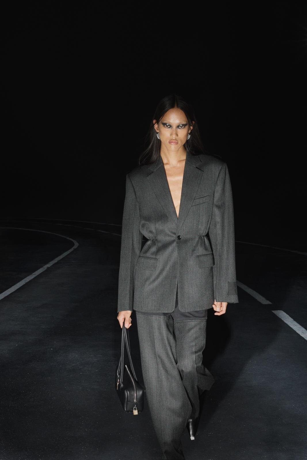 アレキサンダー ワン 2026年リゾート<span>コレクション</span> - 写真20