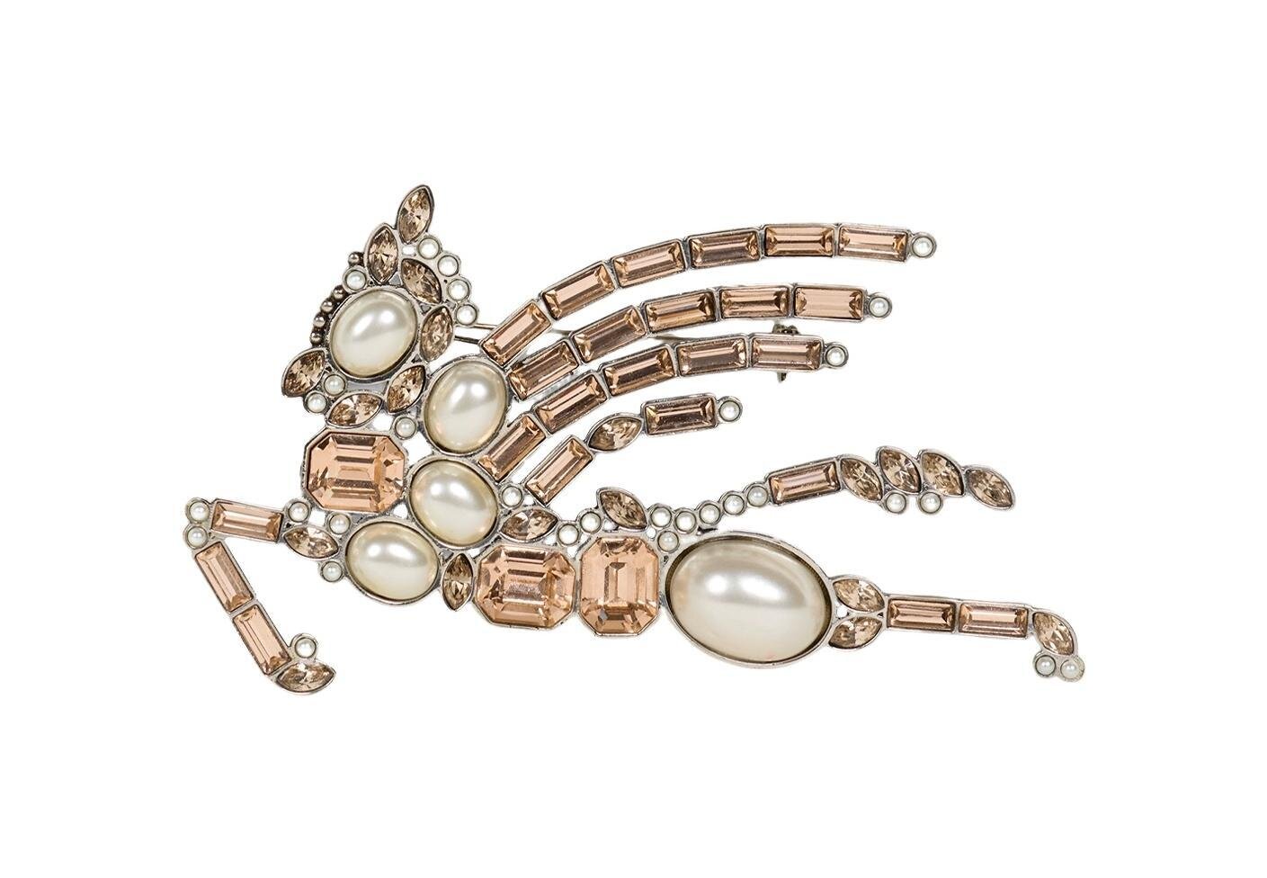 エトロの25年クリスマス、ビーズ＆フリンジ揺れるバッグやペイズリー柄ベルベットドレス｜写真3