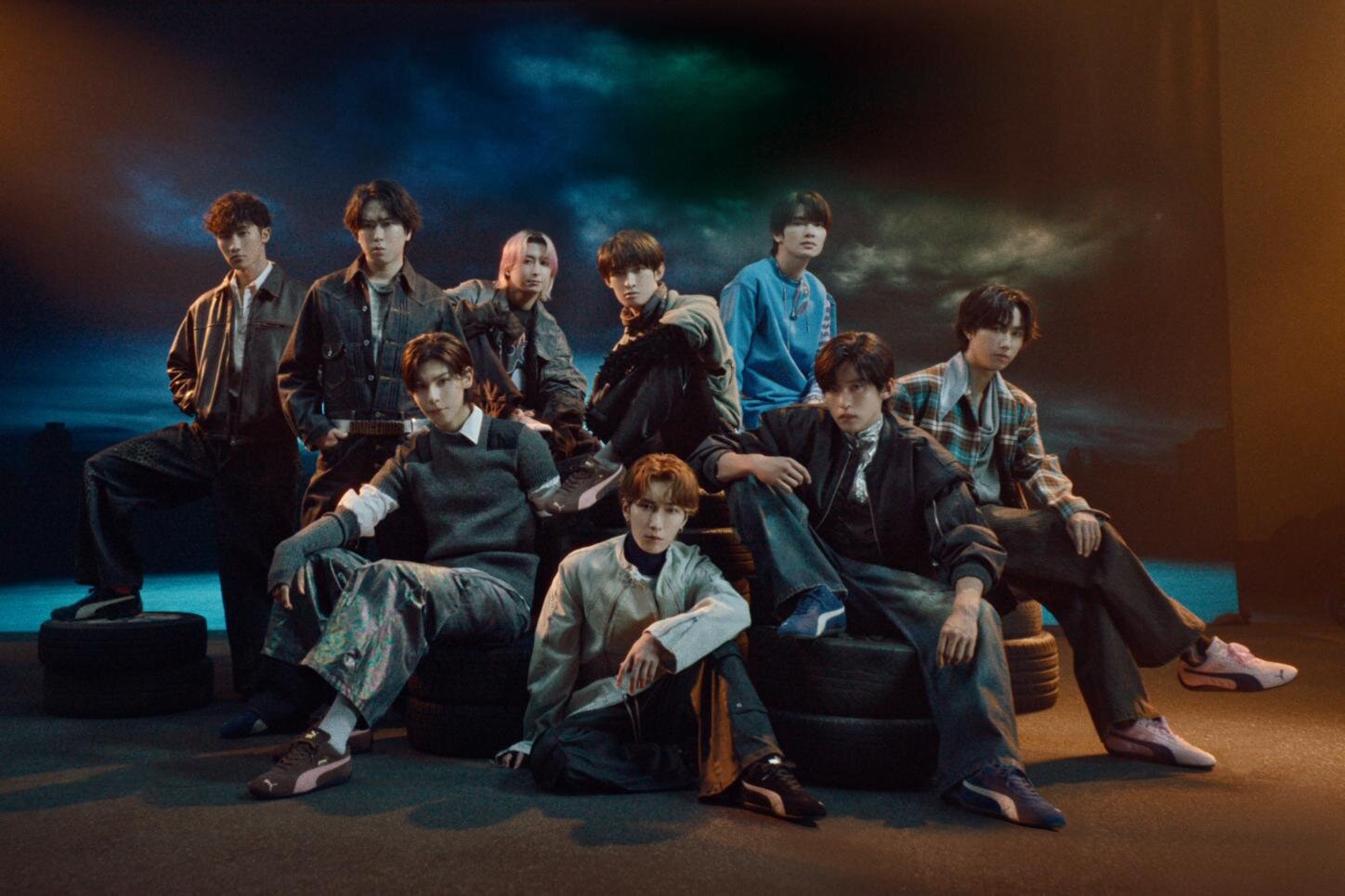 プーマ“ドライビングシューズ”着想スニーカー「レプリキャッチ」、ビジュアルにSnow Man