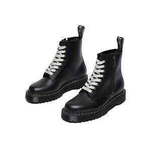 ドクターマーチン“グレーステッチ”8ホールブーツ&3ホールシューズ、黒のアッパーとソールで|写真2