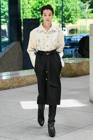 タナカ(TANAKA) 2026年春夏ウィメンズ&メンズコレクション  - 写真15