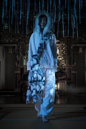 イクミ(IKUMI) 2024-25年秋冬ウィメンズ&メンズコレクション  - 写真8