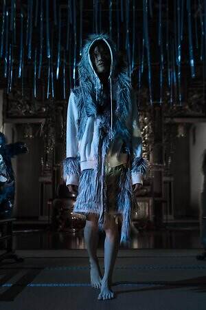 イクミ(IKUMI) 2024-25年秋冬ウィメンズ&メンズコレクション  - 写真12