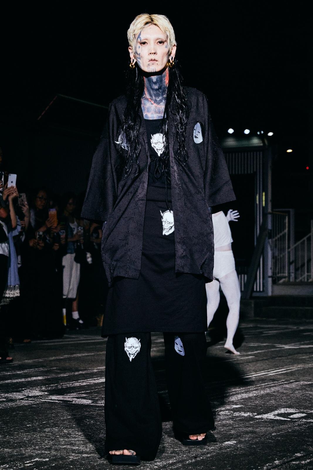 イクミ 2025-26年秋冬<span>コレクション</span> - 写真21