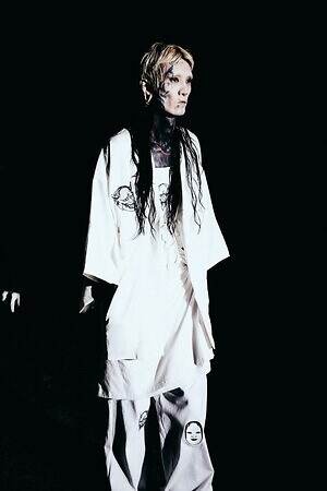 イクミ(IKUMI) 2025-26年秋冬ウィメンズ&メンズコレクション  - 写真8